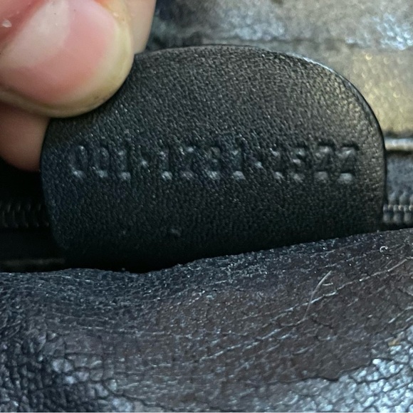 Authentic Gucci Vintage Navy Blue Leather Bamboo Handle Two Way Large Tote Bag - Picture 8 of 17